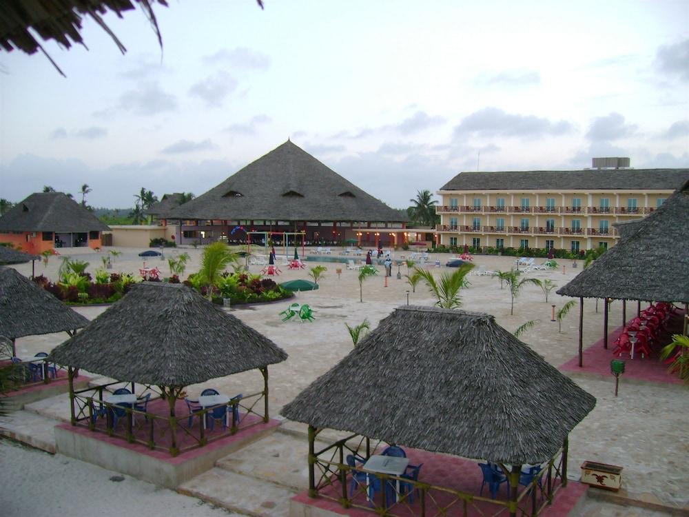 South Beach Resort Dar es Salaam Exterior photo