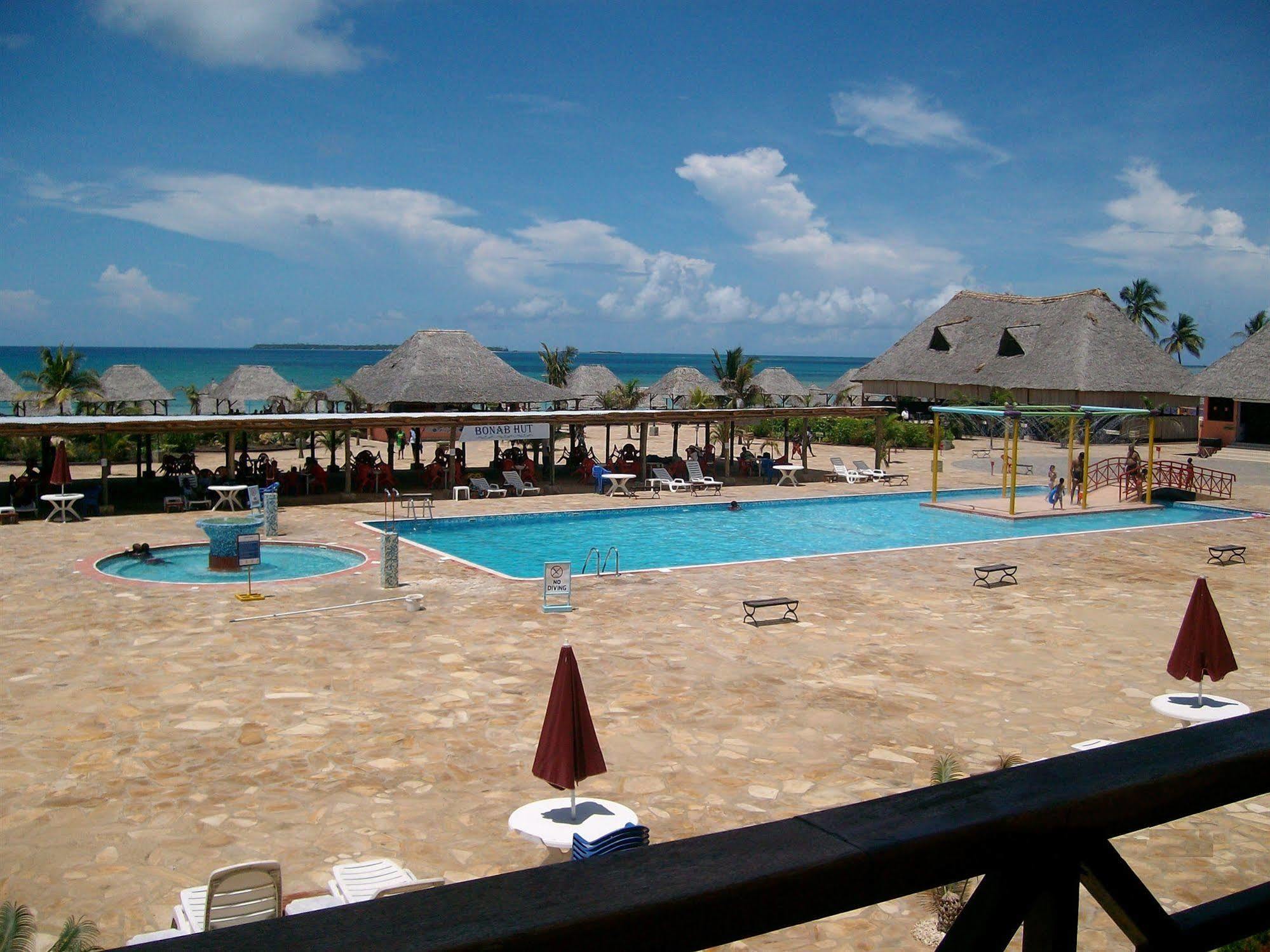 South Beach Resort Dar es Salaam Exterior photo